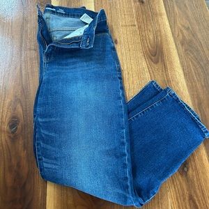 Old Navy Sky Hi Straight, Extra High Rise Jeans